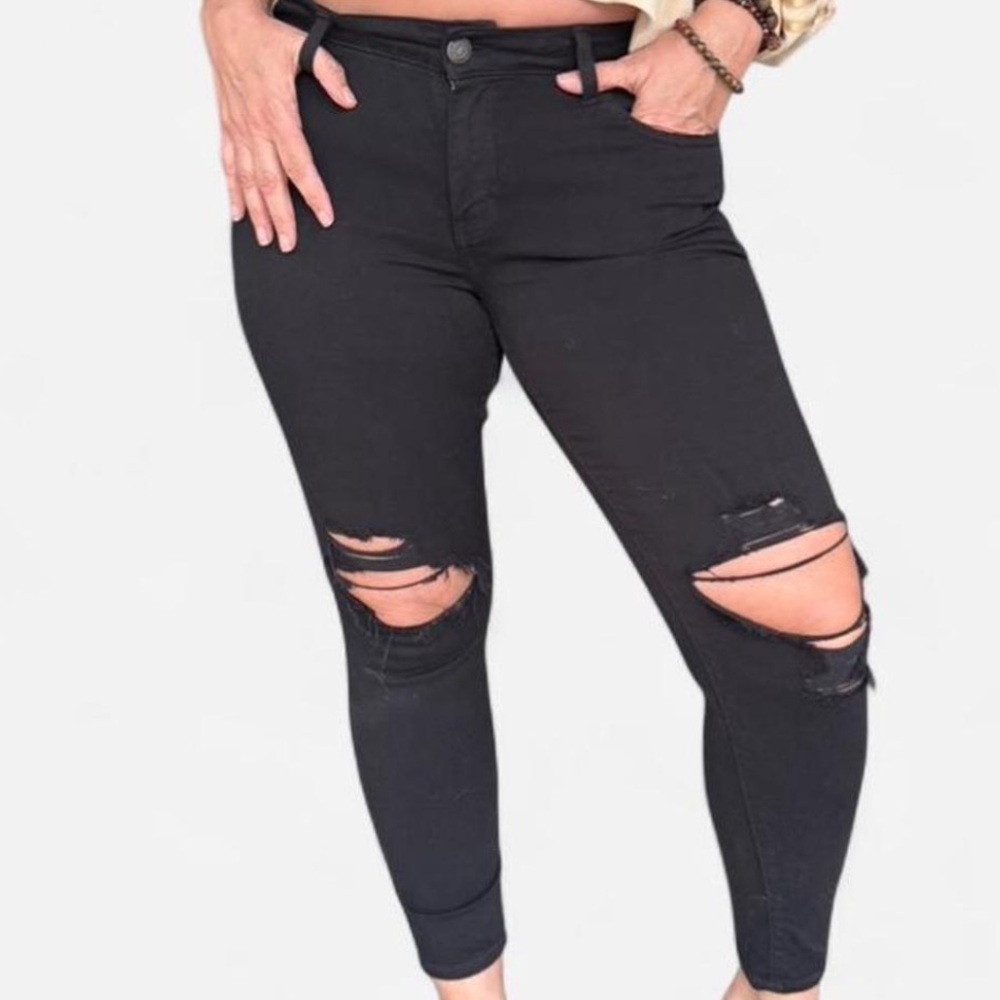 American Eagle Outfitters Black Ripped Skinny Jeans